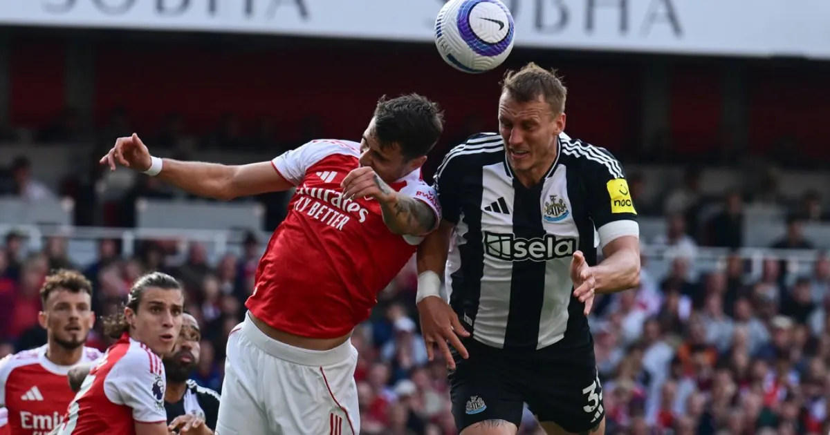 Arsenal vs Newcastle United Arsenal vs Newcastle United
