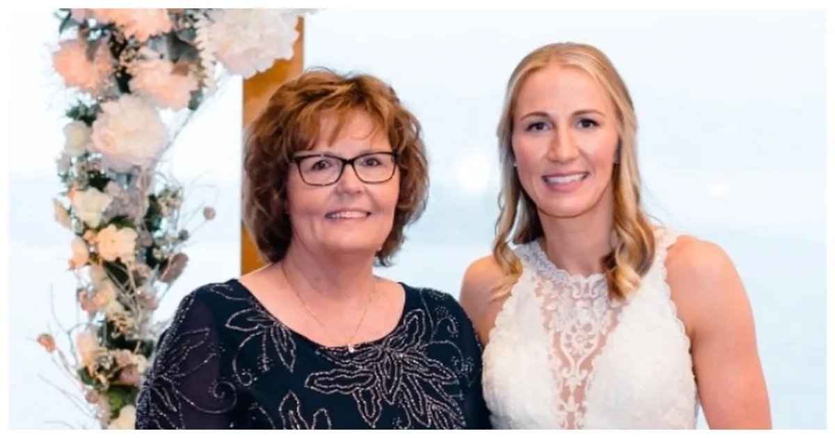 Courtney Vandersloot mother