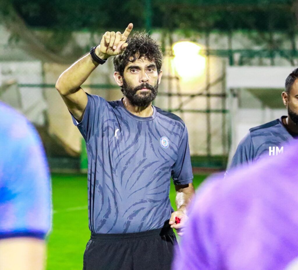 Khalid Jamil in training. (Image Credits: Official X@/JamshedpurFC)