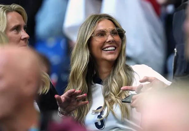 how old is anouska santos