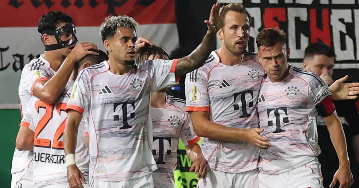 Bayern Munich player celebrate